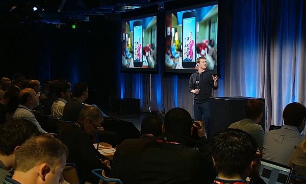 Mark Zuckerberg predstavlja Facebook Home