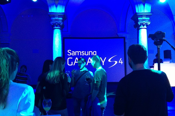 Samsung Galaxy S4 predstavljen je sinoć u muzeju Mimara.