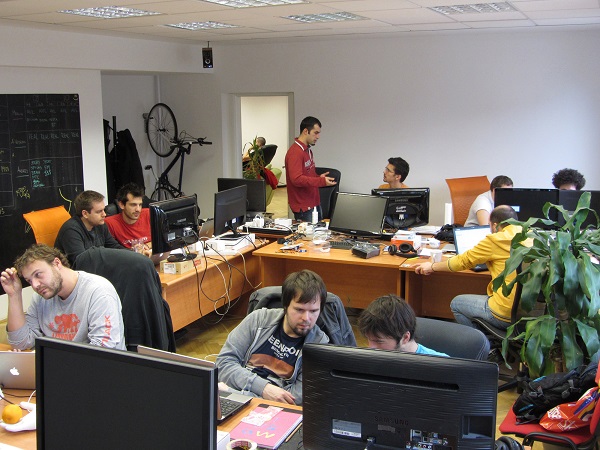 Cipele 46 hackathon 2