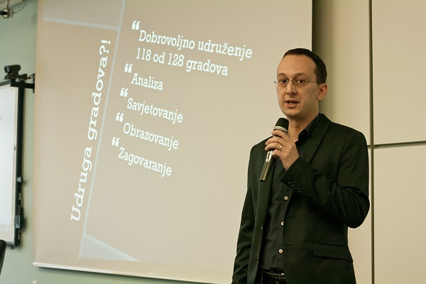 Za udrugu gradova bulo je potrebno kreirati i neke nove 'custom' uloge za gradonačelnike i dužnosnike