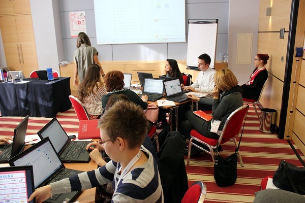 Program je bio podijeljen u šest tematskih cjelina.