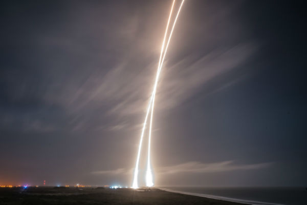 Space X Falcon 9 prikaz