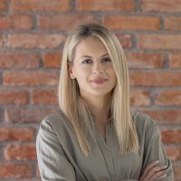 Anja Kuhar